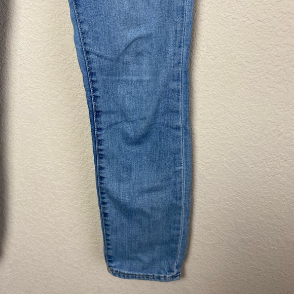 BDG Twig High Rise Light Wash Skinny Cotton Blend Jeans Size 29” - Picture 7 of 15